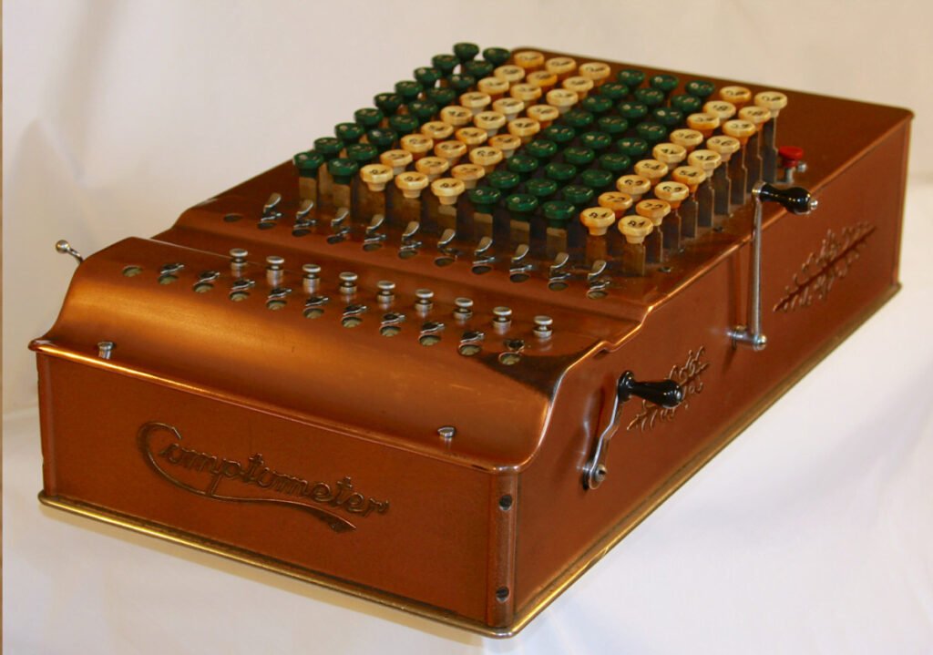Histoire de l'informatique : le comptometer