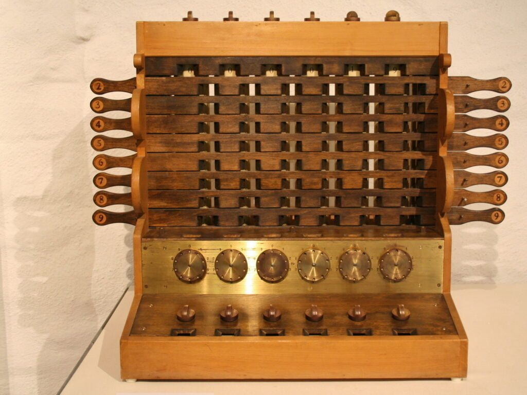 Histoire de l'informatique : horloge calculante